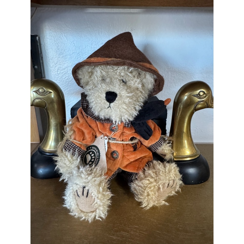 Boyds Bears & Friends Einstein Q‎ Scaredybear Teddy Bear with Hat and Jacket